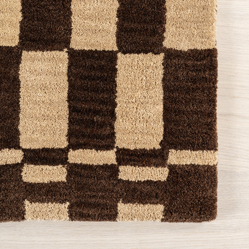 Kia Checkerboard Wool Area Rug, Rectangle 5' x 8'