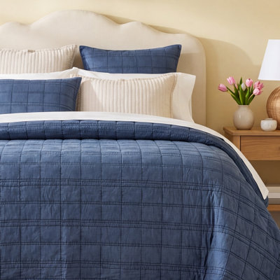 Atlas Quilt Set
