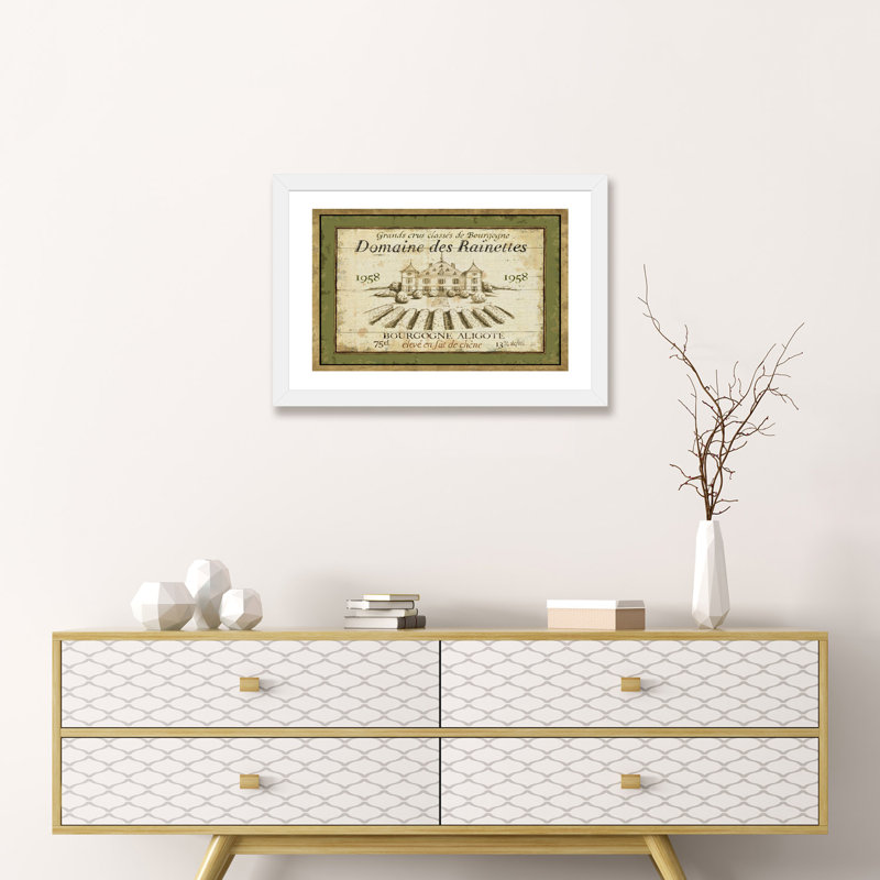 «French Wine Label III» par Daphne Brissonnet - impression d'art graphique, H 16 po x l 24 po x P 1 po, Papier encadré blanc