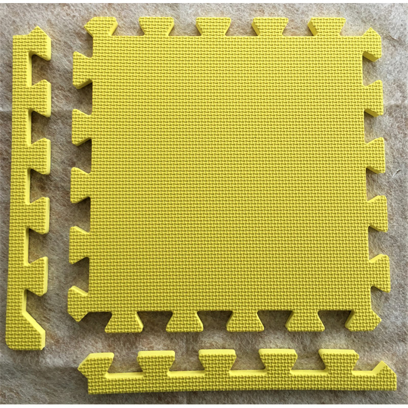 Dakota Fields Plastic Flooring Kit, 1.2cm H x 210cm W x 210cm D