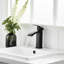 Robinet de lavabo moderne noir, robinet de salle de bain monotrou fixé au comptoir avec finition matte et robinet de forme géométrique, valve de cartouche de robinet de meuble-lavabo