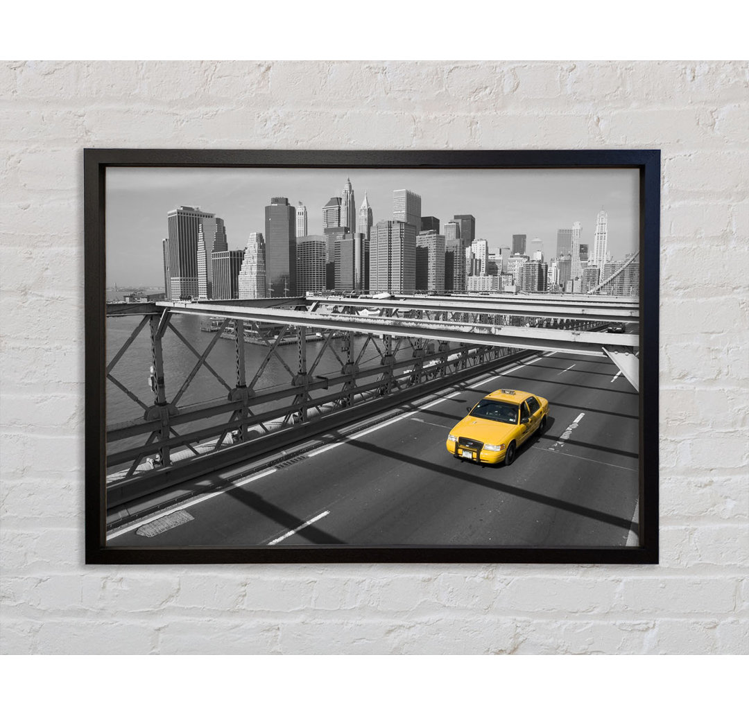 Gelbes Taxi auf der Brooklyn Bridge 1 - Einzelner Bilderrahmen Kunstdrucke auf Leinwand