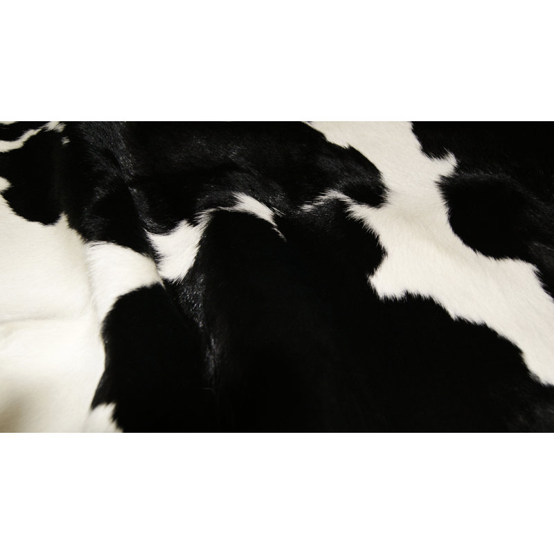 Classic Calfskin Throw Rug | Black & white | 2'x3'