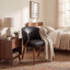 Chaise rembourrée avec pieds en bois-1950106058