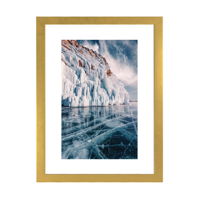 « Frozen Lake Baikal II » par Hobopeeba-reproduction de photo