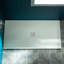 Base de douche à drain zéro avec seuil central Lyon 47,75 po x l 32 po Lyon, plaque de drain décorative assortie et bride de carrelage, accès pour fauteuil roulant, profil bas-114866749