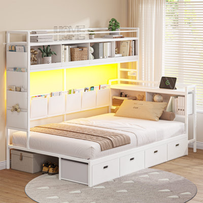 Lit d'angle simple avec 4 tiroirs, 10 pochettes de rangement, bibliothèque haute, cadre de lit en L en métal avec lumières DEL, station de charge, lit de jour simple avec bibliothèque en tissu, blanc