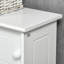 Armoire sur pied autoportante, blanche avec tablettes réglables, peu encombrante pour les accessoires de salle de bain et les serviettes de toilette