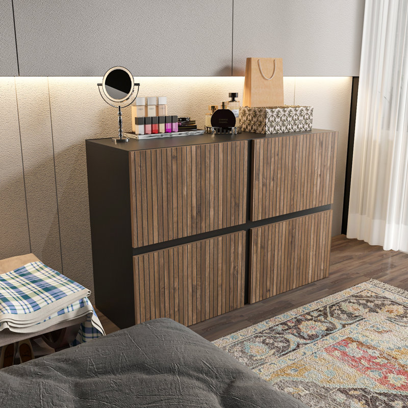 Commode 47 po de largeur avec 4 portes, Noir / Alina