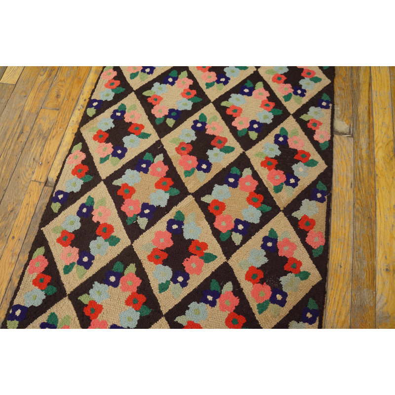 Small Scatter Size American Hooked Multicolor Wool 1930s Antique Rug