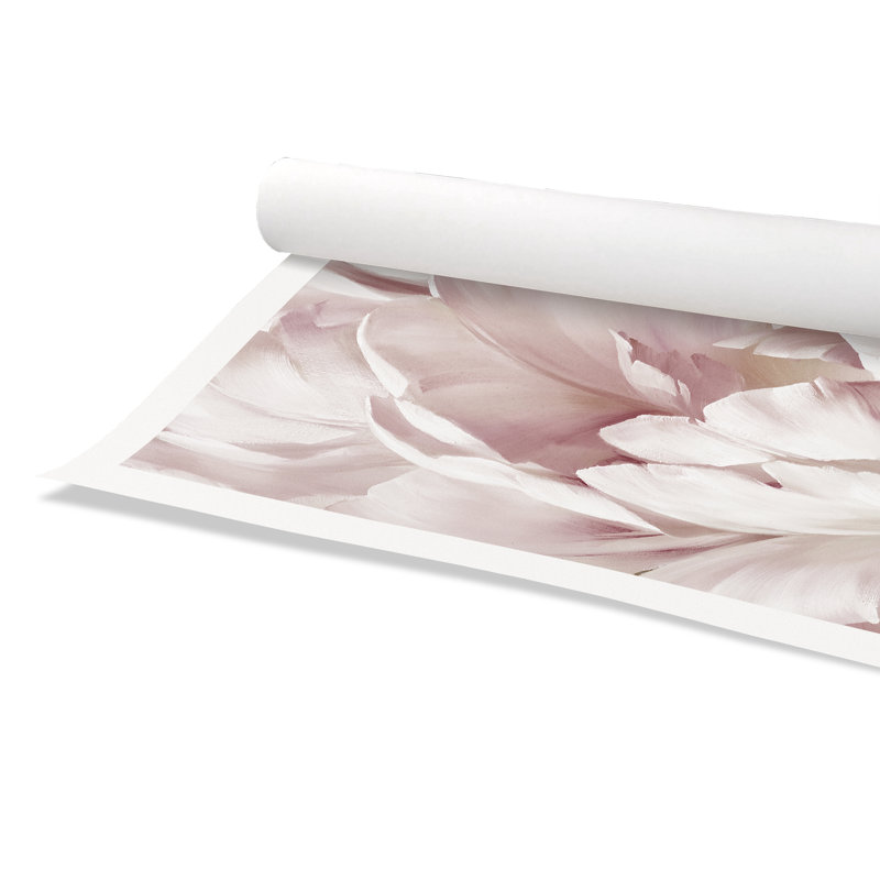 Intime rosé III - photographie, Papier imprimé, H 31 po x l 31 po x P 0,1 po