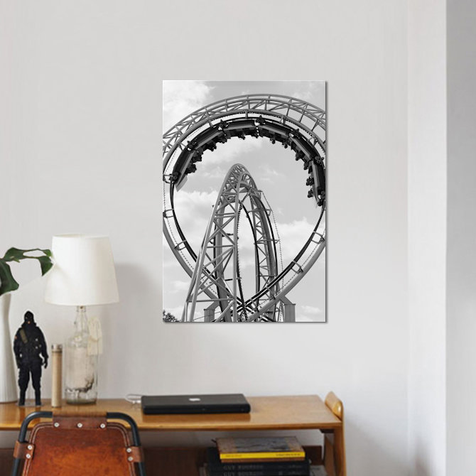 «1970s Roller Coaster Amusement Park Ride», reproduction de photo sur toile tendue, H 40 po x l 26 po x P 1,5 po