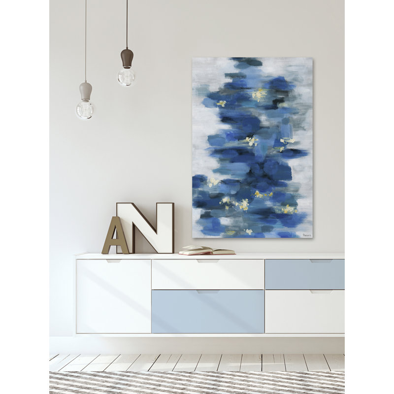 « trouble blue florals »-reproduction d’art sur toile tendue, H 45 po x l 30 po x P 1,5 po
