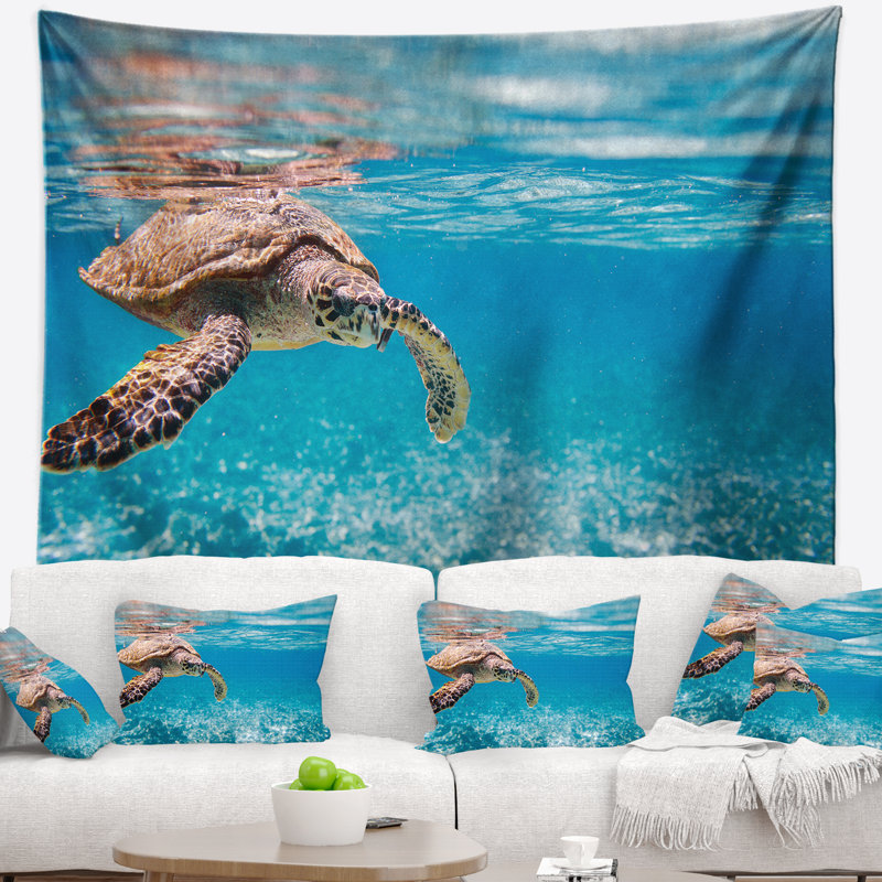Grande tapisserie de tortue imbriquée, H 32 po x l 39 po