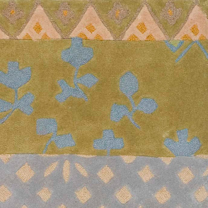 Grosvenor Drive Hand Tufted Wool Floral Rug