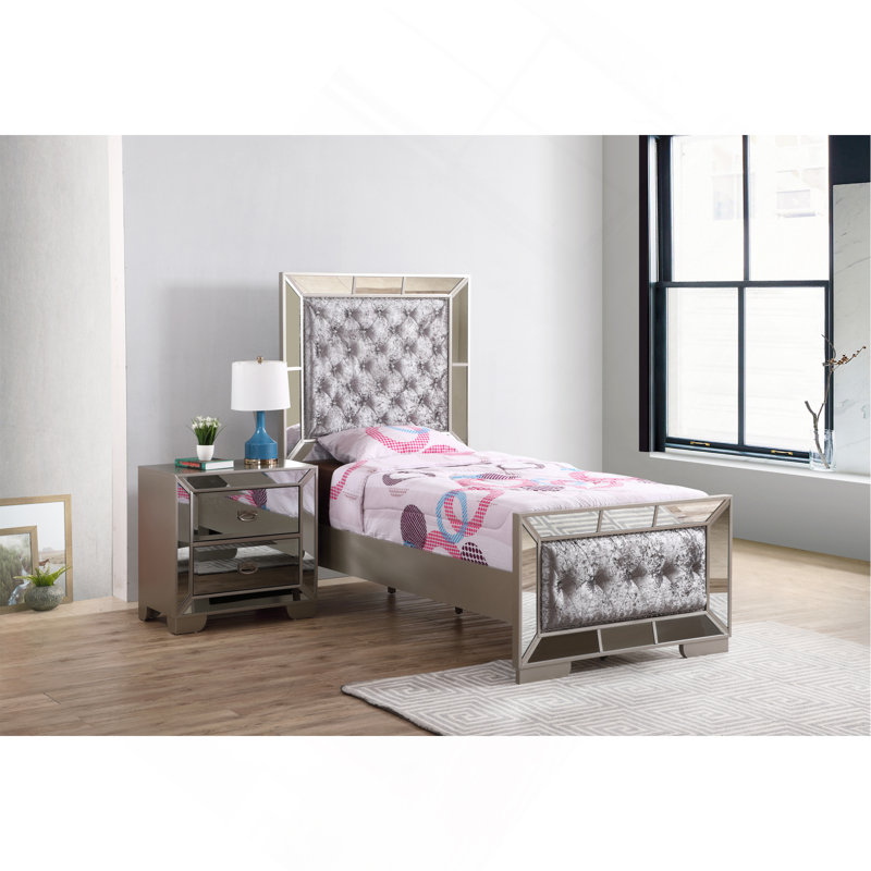 Lit simple Elegant Contemporary