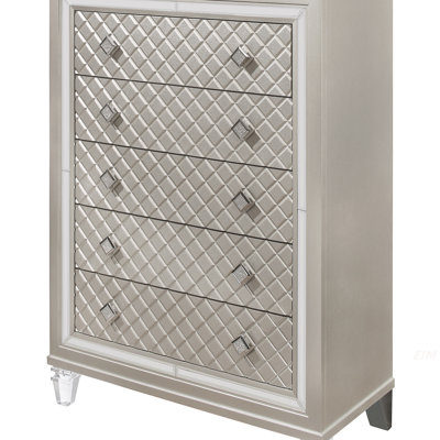 Commode en croix
