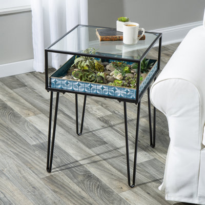 Table courte en métal avec plateau en verre surélevé pour l'intérieur et l'extérieur