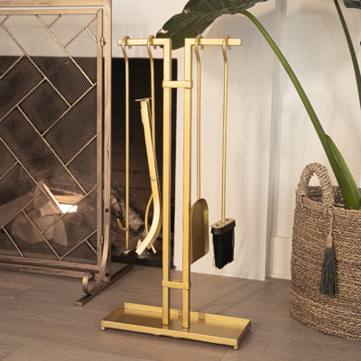 Chinemelum Iron Fireplace Tool Set