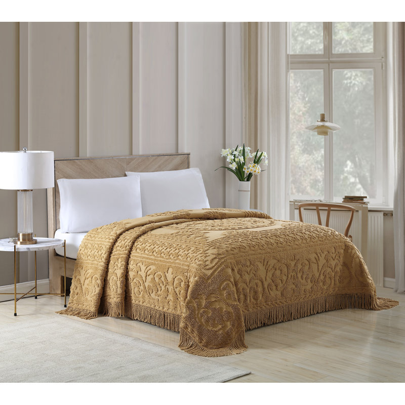 Medallion Cotton Farmhouse / Country Quilt, Full, Gold