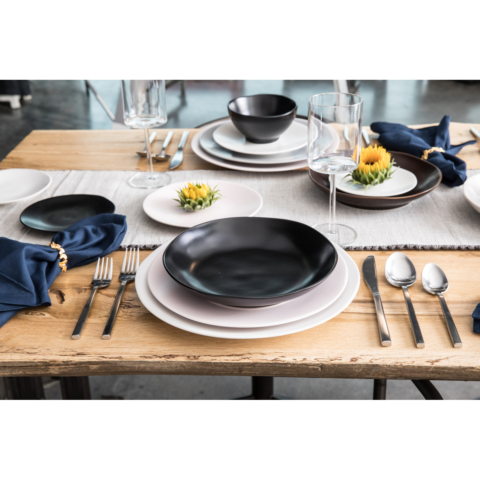 Fortessa Heirloom Coupe 27 oz. Cereal Bowl, Charcoal