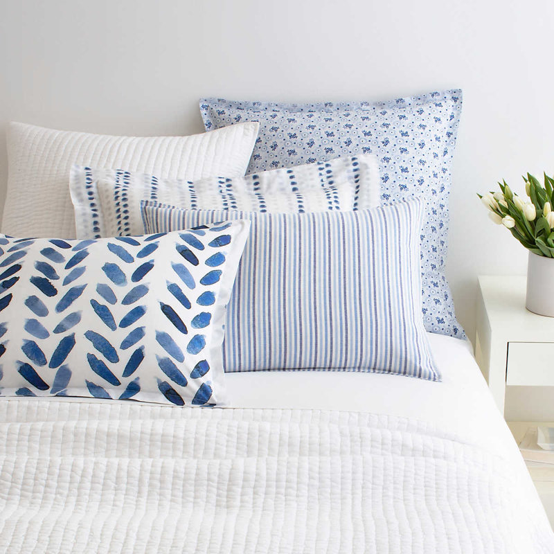 Lana Voile White Quilt, Twin/Twin XL Quilt, White