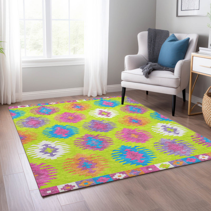 Chayden Washable Southwestern Indoor / Outdoor Rug, Rectangle 2'6" x 3'10"
