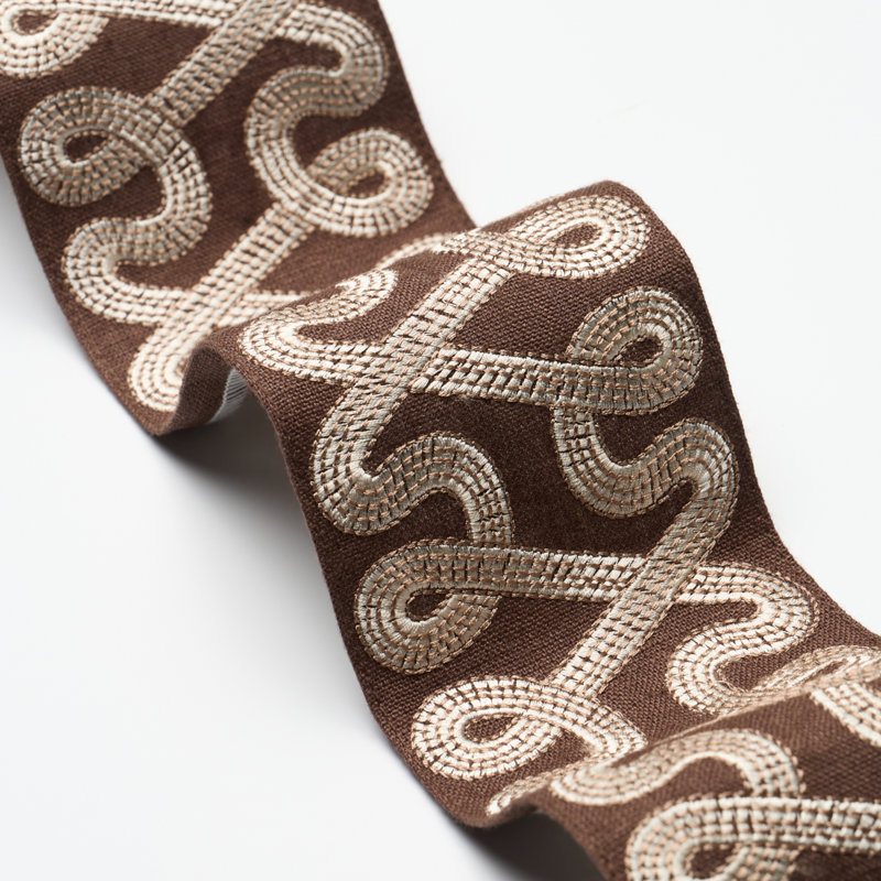 Ruban brodé Freeform, Chocolat