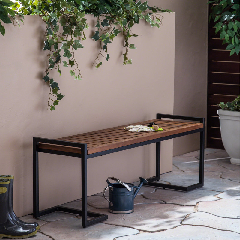 Banc de 19,08 po de hauteur avec finition en bois et fer dans une taie décorative - 54 po x 15,8 po x 19,08 po