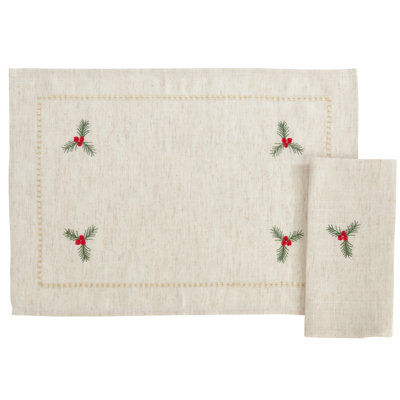 Embroidered Holly Placemat and Napkin Set (4 Placemats + 4 Napkins)