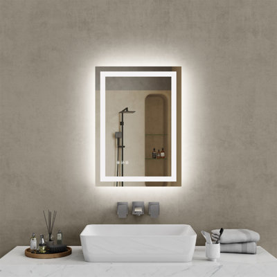 Miroir de salle de bain à DEL 20 po x 28 po (miroir inclus seulement)