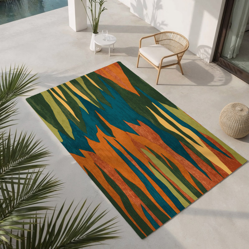 Terrene Trails Indoor And Outdoor Area Rug, Rectangle 5 pi x 7 pi