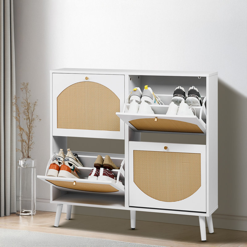 Meuble à chaussures 105 cm x 24 cm x 98 cm, panneaux de particules, rotin synthétique, 1 pièce, 2 niveaux, 4 compartiments à couvercle rabattable, blanc, pieds hauts arqués en rotin, rangement