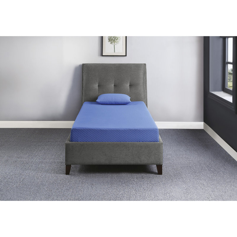 Ensemble de matelas et de coussin de 7 pouces avec matelas en mousse viscoélastique imprégnée de gel respirant, bleu, matelas dans une boîte