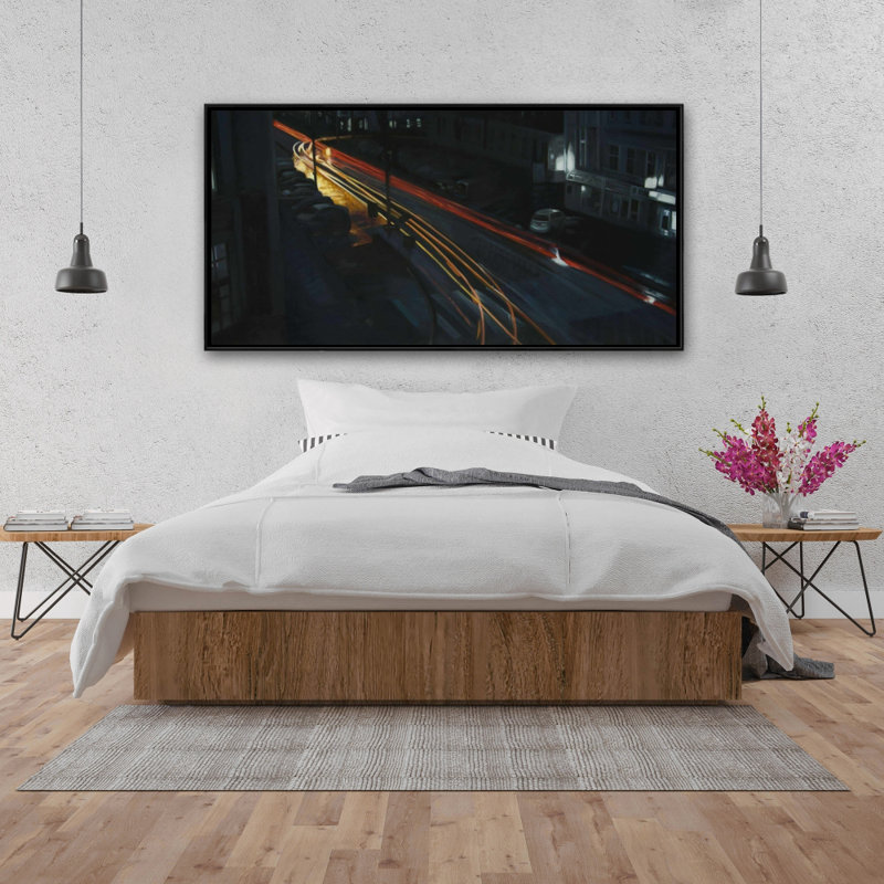 Downtown Print On Canvas, H 24 po x l 48 po