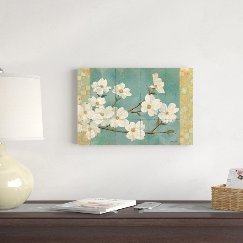 Fleurs de kimono, H 12 po x l 18 po x P 1,25 po