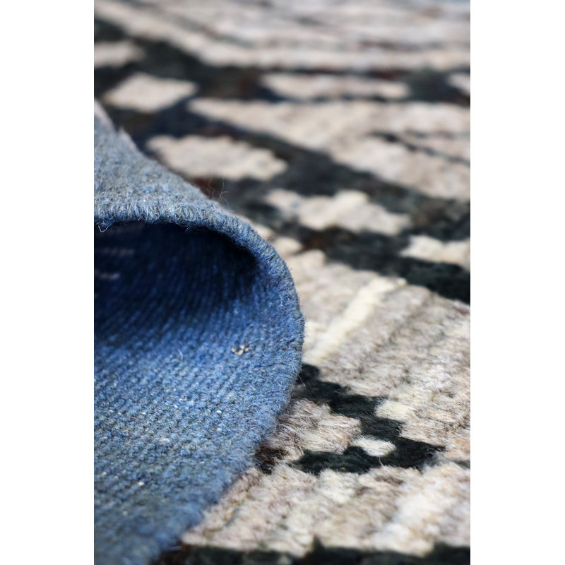 Tapis unique marocain nouvel âge 2 pi 11 po x 10 pi 2 po Moroccan