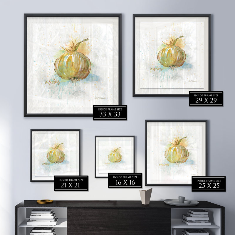 " Veggie Onion ", 30.5" H x 30.5" W x 1.5" D