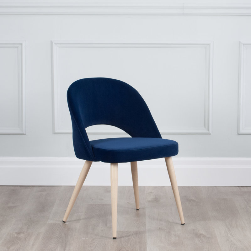 Chaise d'appoint rembourrée en velours Kanthan, Bleu royal, Naturel