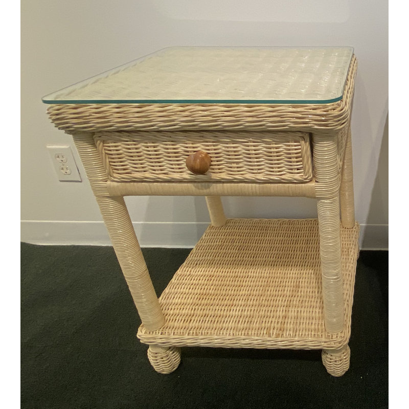 19'' W Wicker / Rattan Nightstand, Honey