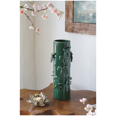 Grand vase en céramique vert avec motif d'oiseaux sculptés et de vignes, H 14,8 po