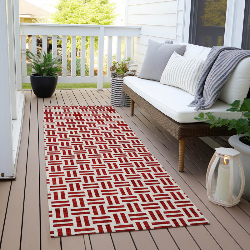 Aquaisha Geometric Indoor Rug, Runner 2'3" x 7'6"