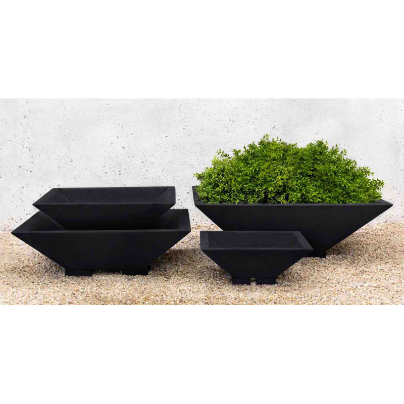 Pot carré en pierre carrée Zen, Nero Nuovo, H 8 po x l 30 po x P 30 po