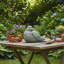 Figurine oiseau assis en ciment Chilmark