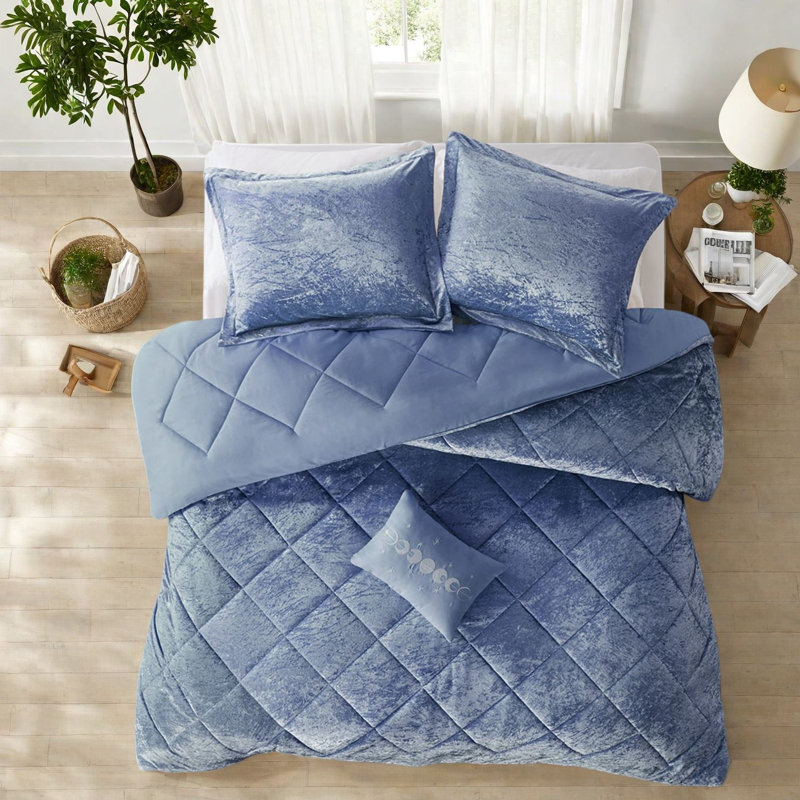 Luxurious Velvet Bedding Set, Hypoallergenic Comforter With Pillow, King/cal King