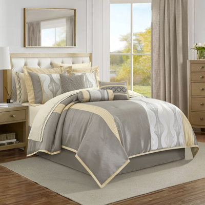 Kath Microfiber Jacquard 15 Piece Comforter Set