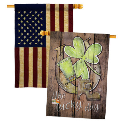 Drapeau de maison en polyester à 3 côtés 3 pi 3 po x 2 pi 3 pi The Lucky Day de St. Pat's