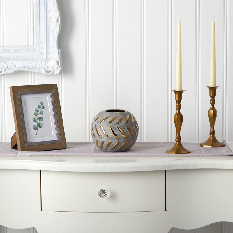 Vase Regal