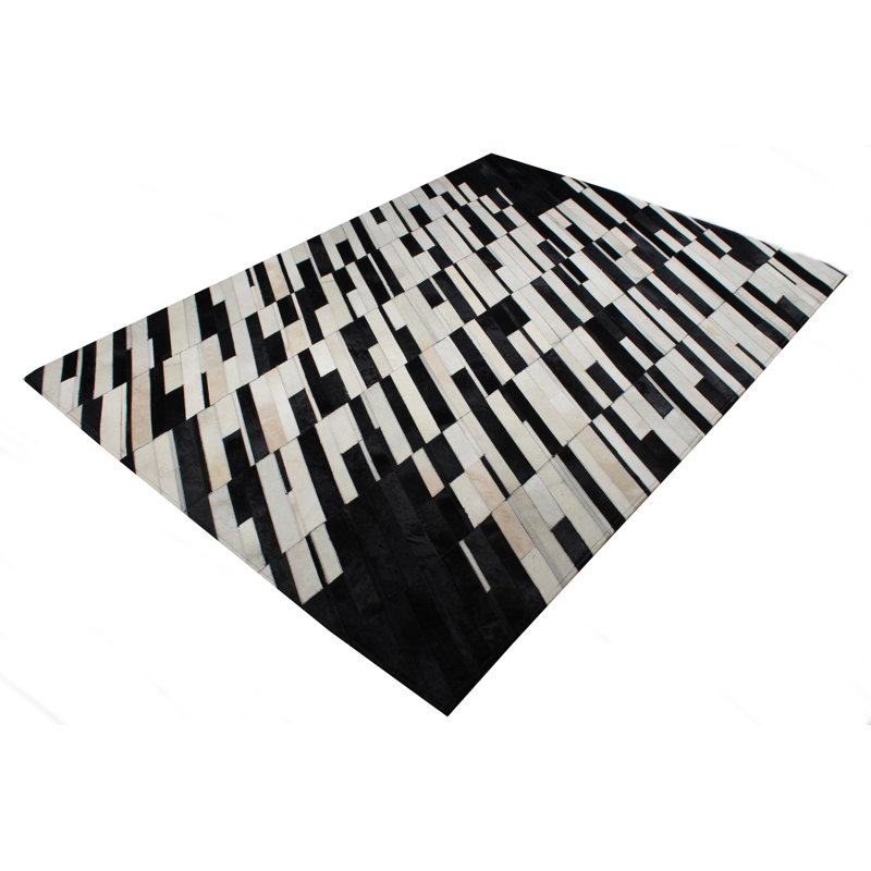 Fait à la main-Naturel-Cuir-Métallique-Patchwork-Cuir de vache-Tapis-Noir-blanc, Rectangle 7 pi 8 po x 9 pi 8 po