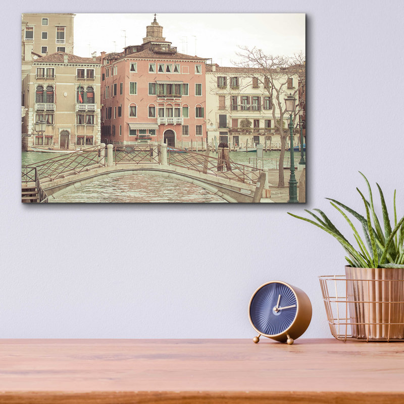 «Sunday Morning In Venice» par Keri Bevan, art mural en verre acrylique, H 12 po x l 16 po x P 0,13 po
